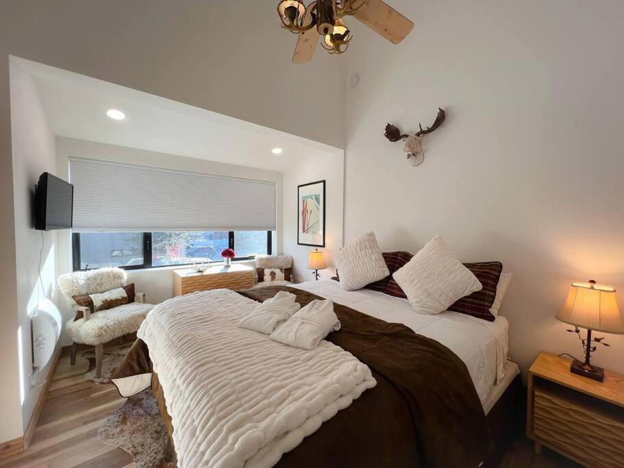 Gondola Chalet -New Luxury 5 Bdrm Condo @ Canyon Lodge, Steam Room Mammoth Lakes Exterior photo